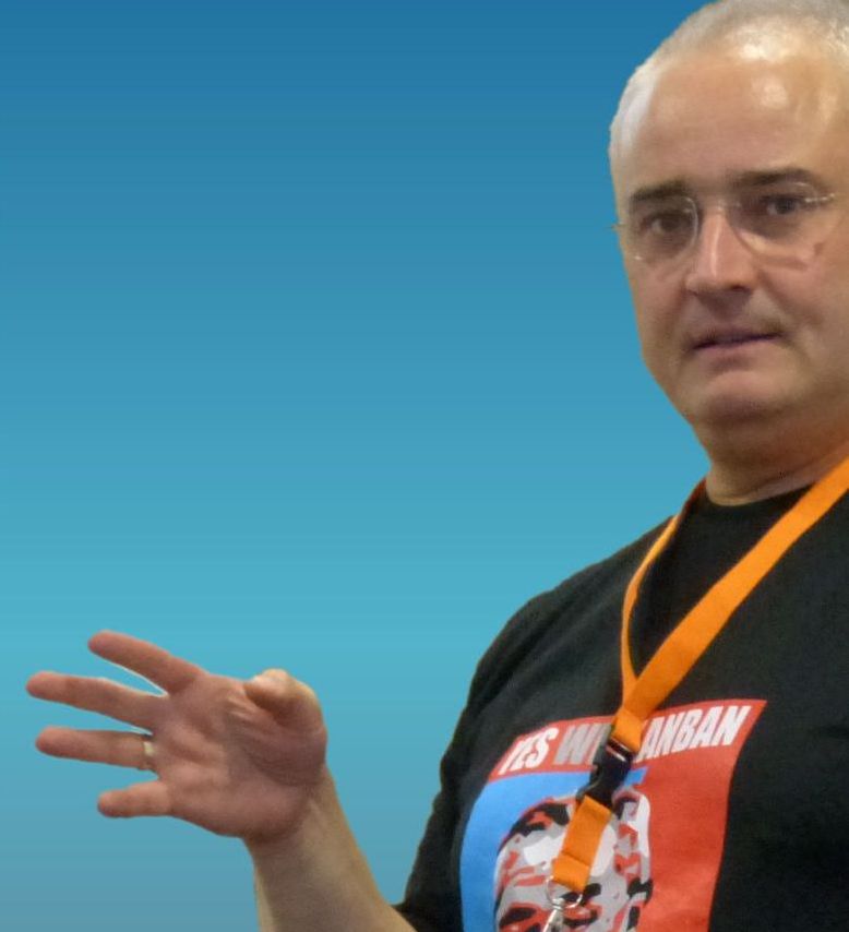 Reiner Kühn
                            